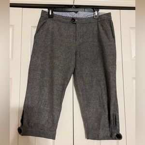 Gap Capris Size 8